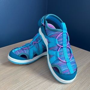 Lands End Kids Closed Toe Water Sandals, size 12